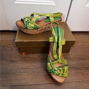 Azura Jaques GRM  Green Strappy Wedge Sandals Size 7.5-8. New.